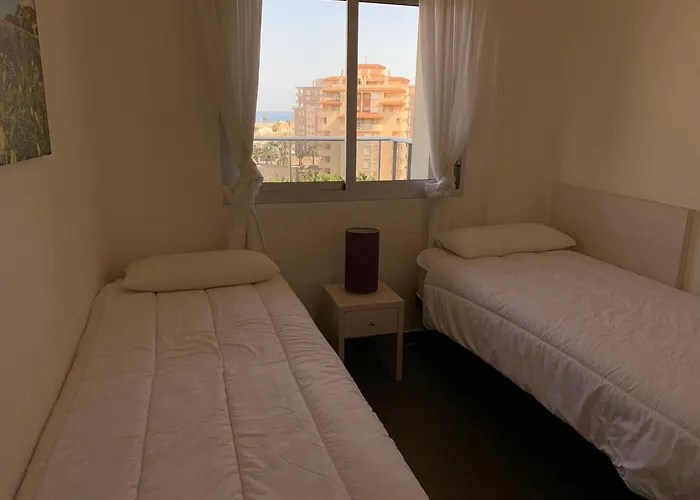 דירה Club - With Seaview